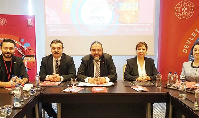 Tiyatro Coşkusu Antalya'yı Sarıyor: 14. Uluslararası Tiyatro Festivali'nde Neler Olacak?