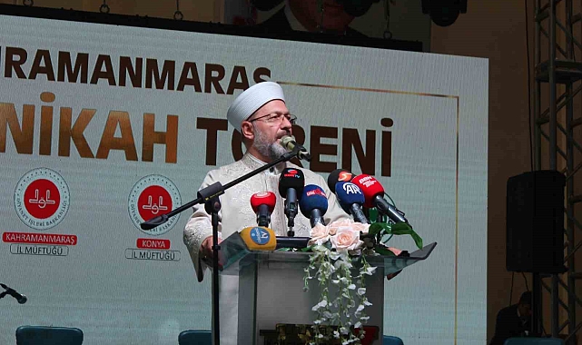 Kahramanmaraş'ta 100 depremzede çift için toplu nikah töreni yapıldı