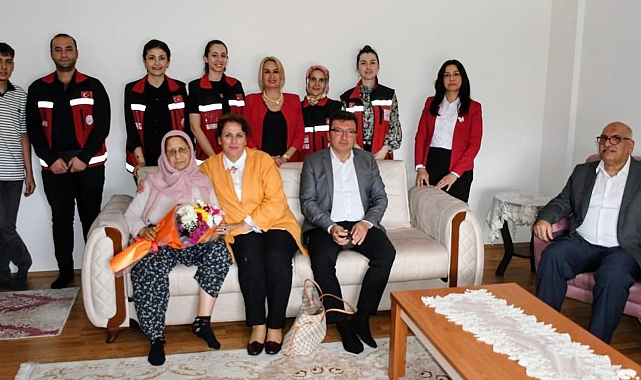 Kaymakam Şahin, şehit annelerini ziyaret etti