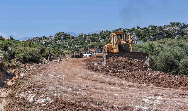 Kepez'de yeni yollar açılıyor
