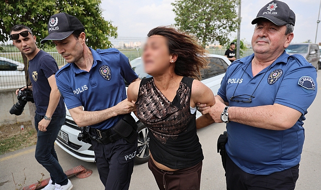 Madde kullanıp hırsızlık için iş yerine giren kadın yakalanınca ortalığı birbirine kattı