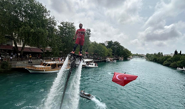 Manavgat Irmağı'nda su gösterisi