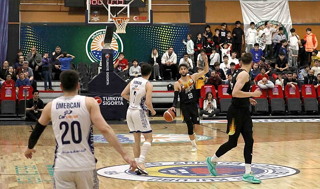 MSK'da yarı finale çıkmanın sevinci yaşanıyor
