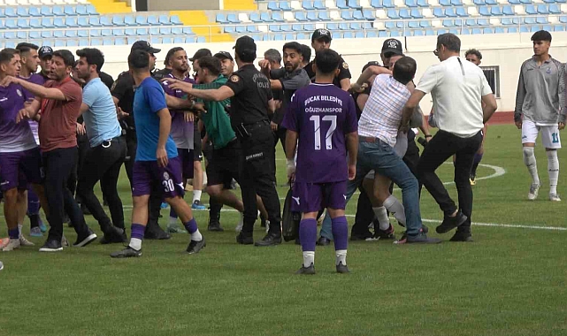Play-out maçını Oğuzhan Spor kazandı, saha karıştı