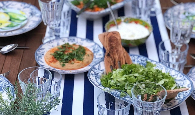 Restorana, 50 bin liralık 'menüde TL eksik' cezası