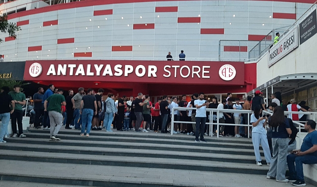 Sona kalanlar kuyruk bekledi
