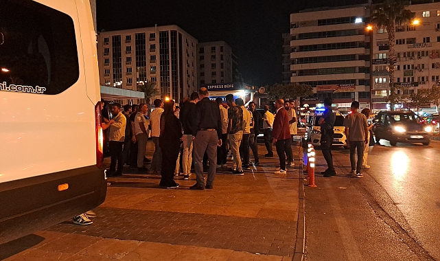 Taksiciler, özel taşımacılık yapan şoförün turist almasına öfkelendi