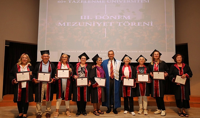 Tazelenme Üniversitesi'nden 110 öğrenci mezun oldu