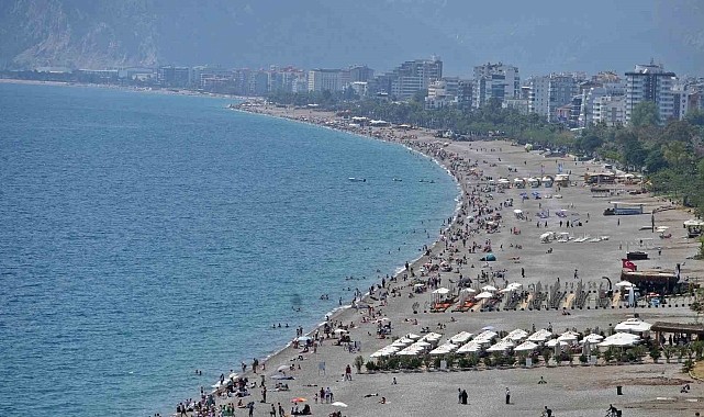 Türkiye 'Mavi Bayrak'ta dünya üçüncüsü oldu: En çok bayrak Antalya'dan
