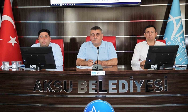 Aksu Belediyesi meclisinde İsrail'in Filistin'e yönelik saldırıları kınandı