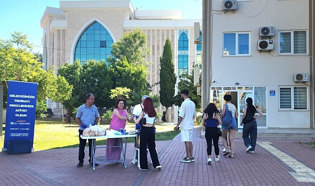 ALKÜ'de final haftasında öğrencilere çorba ikramı