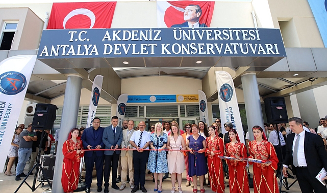 Antalya Devlet Konservatuvarı yeni binasına kavuştu