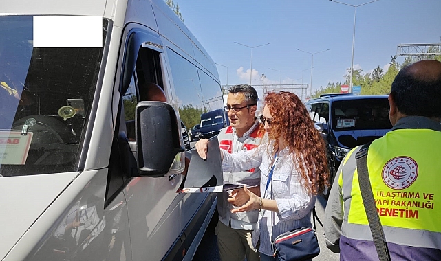 Antalya'da kurallara uymayan tur ve transfer servislerine 392 bin TL ceza
