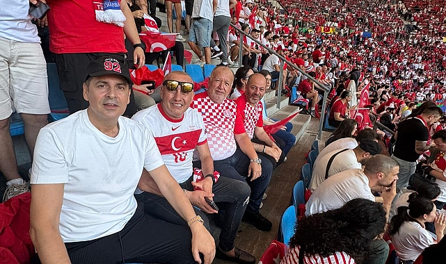 Antalyalılar zafere yerinden tanıklık etti