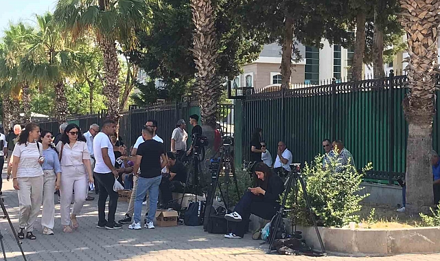 Aralarında belediye başkanının da bulunduğu 12 kişinin yargılandığı teleferik kazasının ilk duruşması başladı.
