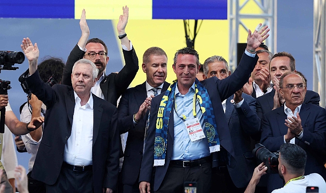 Aziz Yıldırım: İnşallah Ali Koç ve arkadaşları, bu sene Fenerbahçe’yi şampiyon yapar