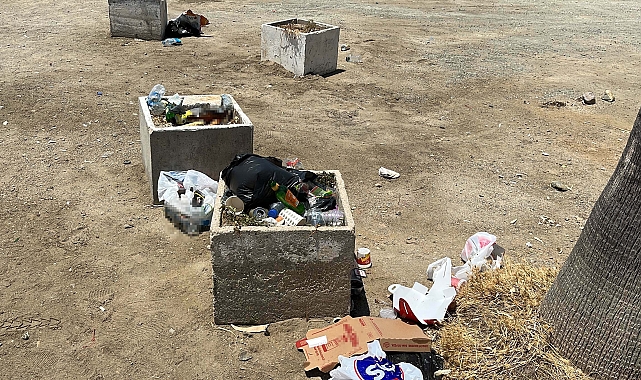 Bodrum'da tatilcilerden geriye çöpleri kaldı