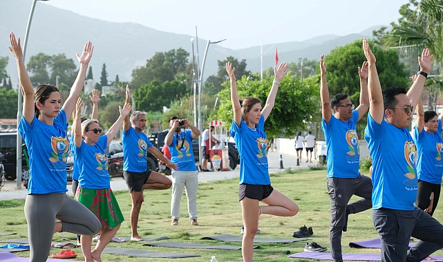 Bodrum'da Uluslararası Yoga Günü Etkinliği