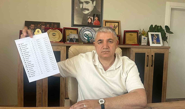 Isparta 32 Spor Başkanı Özdemir, kulübün borcunun olmadığını açıkladı