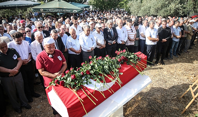 Kadın hastalıklarının duayen hocası Prof. Dr. Ali Ayhan'ın cenazesi defnedildi