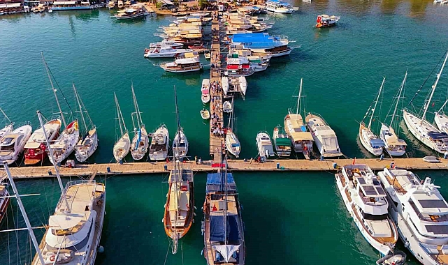 Kekova'da iskele ihalesine tepki