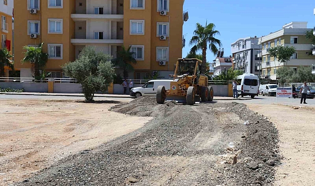 Kepez'de mahalleler temizleniyor