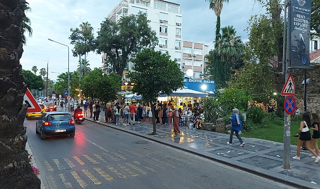 Kuyruğun Hiç Bitmediği Mekan; Çıtır Balık