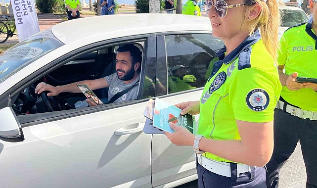 Mersin'de bayram dolayısıyla trafik tedbirleri arttırıldı