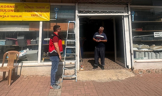 Nalburda 'kıyma çekilir' afişi