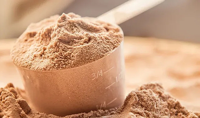 Protein tozlarını kullanmak sağlıklı mı? Artıları neler, eksileri neler?