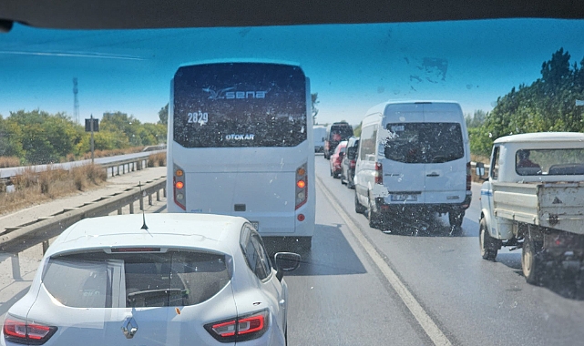 Serik Antalya yolunda yoğunluk