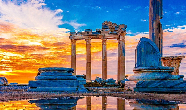 Side ve Side Apollon Tapınağı: Antik Dünyanın Büyüleyici İzleri