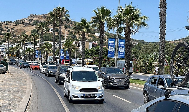 Tatilciler dönüş yolunda; 24 saatte 30 bin araç çıkış yaptı