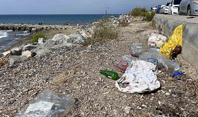 Tatilciler gitti, geriye çöpleri kaldı
