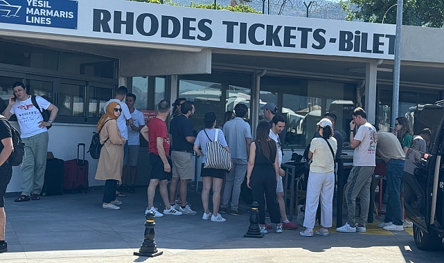 Tatilcilerin Rodos'taki kapıda vize sıkıntısı çözüldü