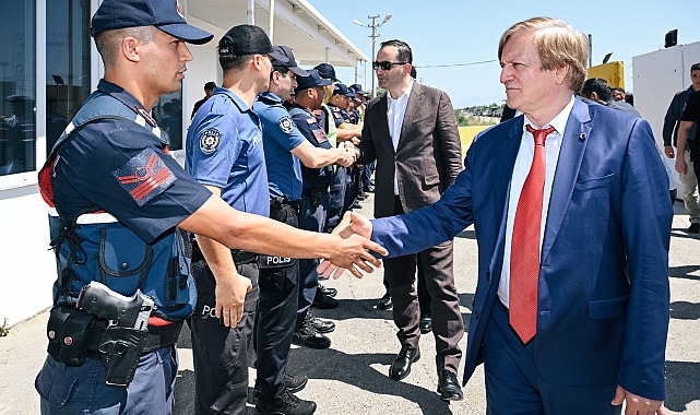Vali Vekili Arat'tan bayram ziyaretleri