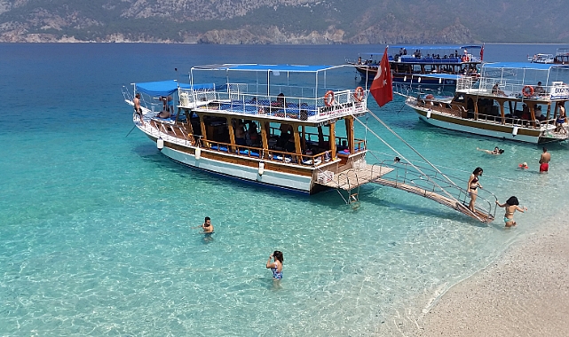 Adrasan Tekne Turu, Gün Boyu Tur Fiyatları Ne kadar? Antalya'nın Ünlü Koyları! 