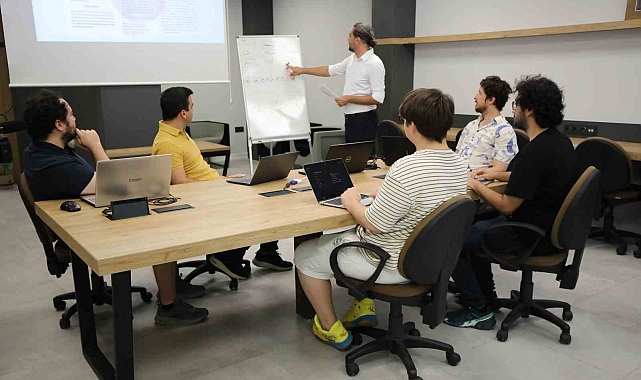 Akdeniz Üniversitesi Yapay Zeka ve Veri Mühendisliği Bölümüne İlk Öğrencilerini Alacak