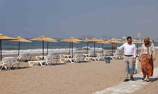 Akdeniz'in ilk halk plajı Karaduvar'da açıldı