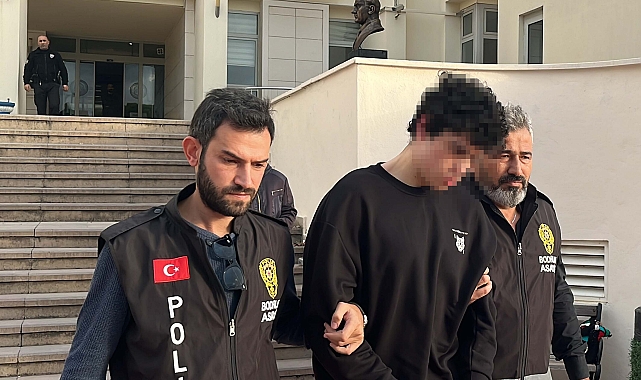 Annesini boğazını keserek öldürmüştü, savcı 24 yıla kadar hapsini istedi