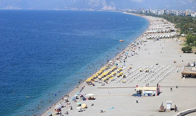 Antalya'da En İyi Plajlar ve Şezlong Fiyatları!