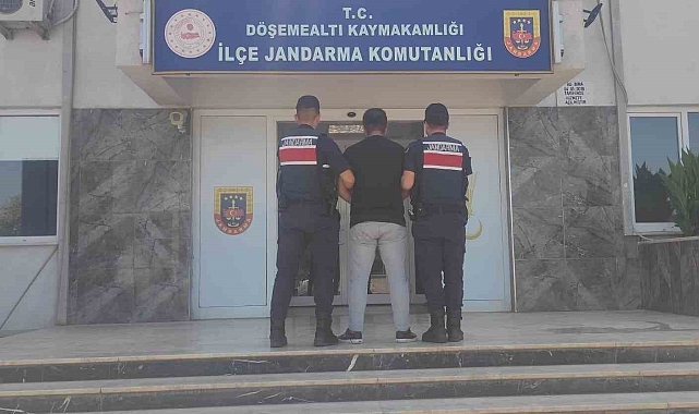 Antalya'da, 1'i kırmızı bültenle aranan 39 şahıs yakalandı
