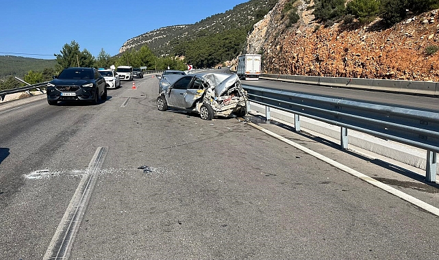 Antalya'da kaza: 1 ölü, 2 yaralı