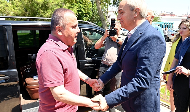 Böcek ve Kocagöz'den 'hizmet' mesajı