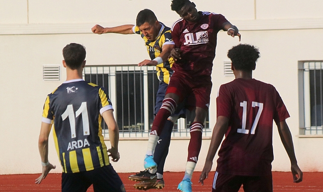 Bucaspor Sportif Direktörü Nihat Yılmaz: Ligin üzerinde kadromuz var