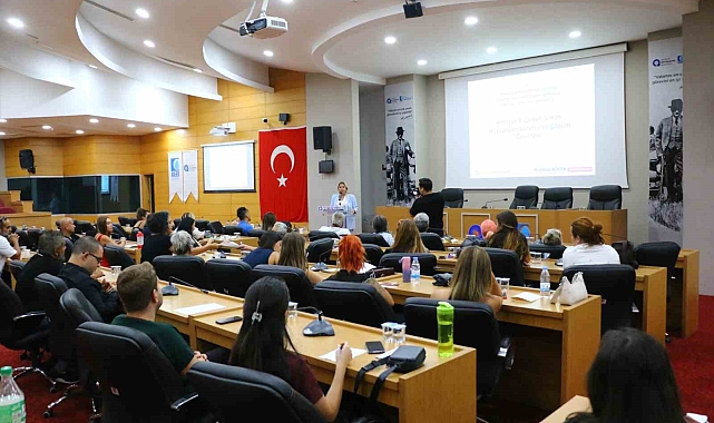 Büyükşehir'den sahipsiz sokak hayvanları toplantısı