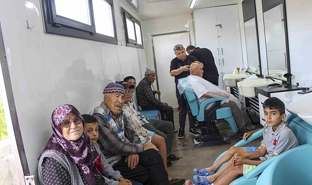 Büyükşehir'in Mobil Kuaför Tırı yaylalarda