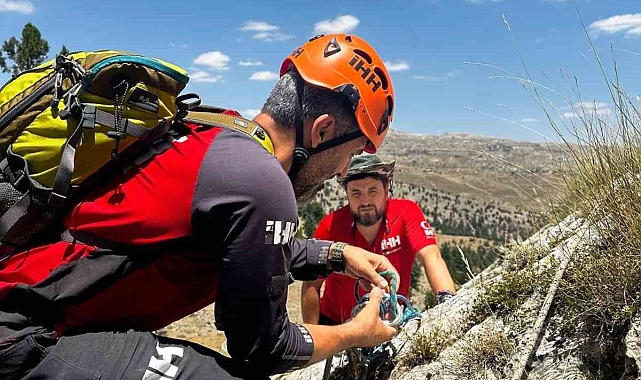 Doğada arama kurtarma eğitimi verildi