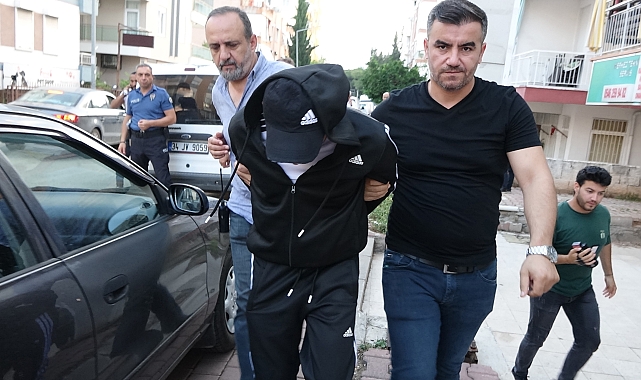 Eşini öldürmekten yargılanan sanık, 'çocuklarının beyanını yönlendirdi' iddiasını reddetti