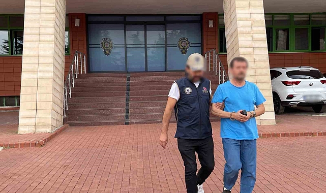 FETÖ'den 6 yıl 3 ay hapis cezası ile aranan ihraç öğretim görevlisi yakalandı